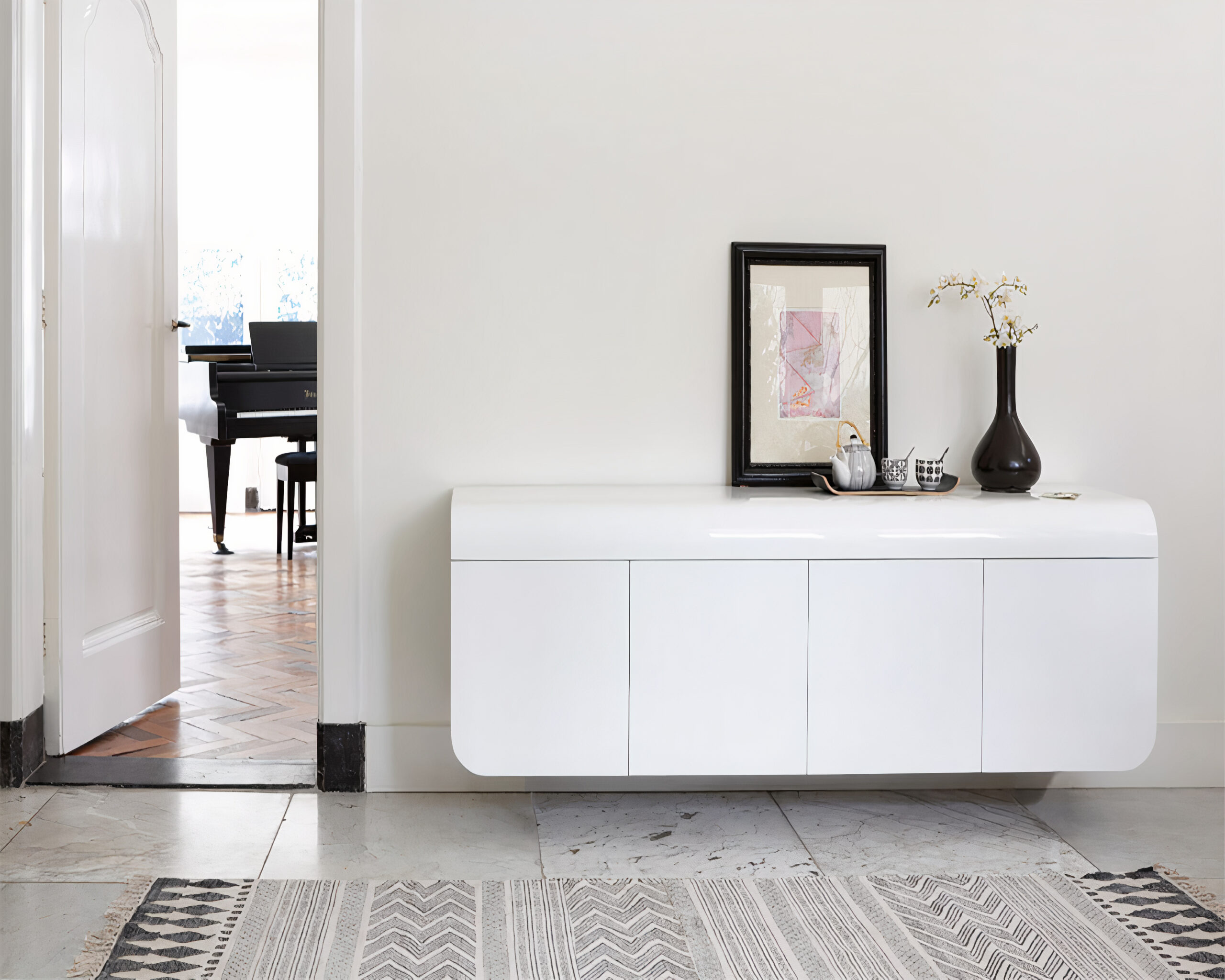 Sideboard_LE_upscale_balanced_x4_light_ai_30